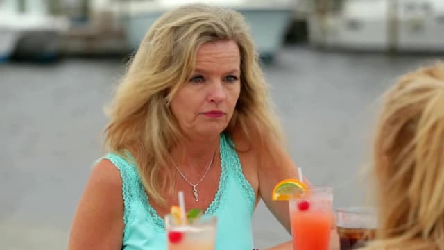 S04:E09 - Bound to Buy in 'Bama