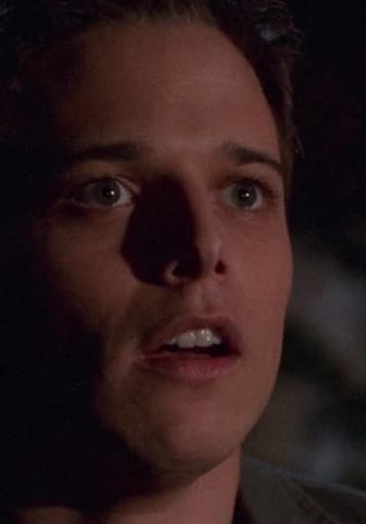 S03:E321 - Hitting Bottom poster