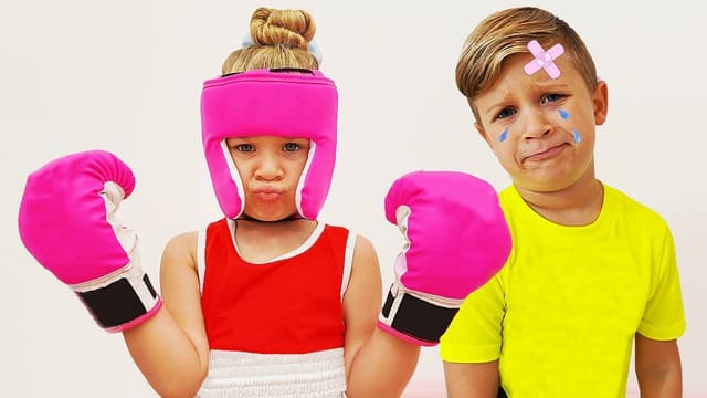 S01:E08 - Diana and Roma Work Up a Sweat!
