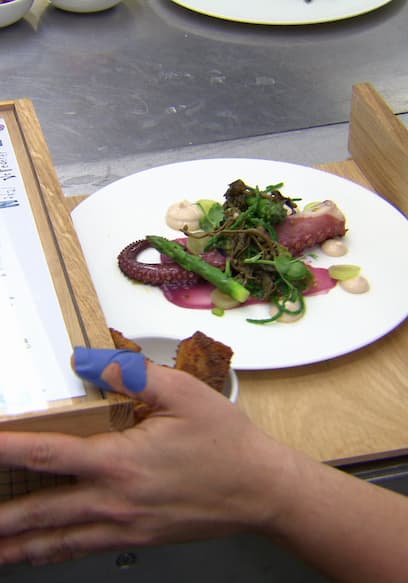 S12:E42 - Finals Fish poster