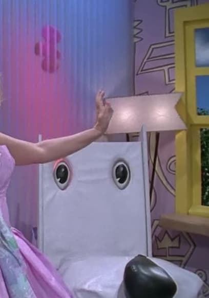 S05:E03 - Front Page Pee-Wee poster