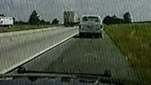 S03:E17 - Episode 17