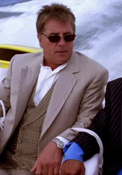S06:E01 - Rock and a Hard Place poster