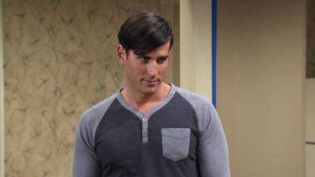 S02:E18 - Love Thy Decorator