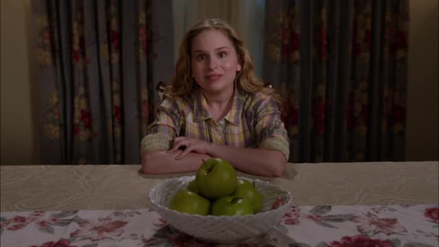 S02:E01 - Homecoming