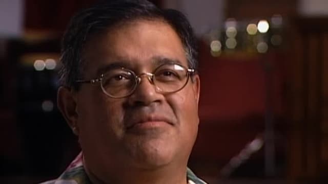 S02:E10 - 210: Thanksgiving Blessing; Miracle in the Mailroom; the Power of Prayer; Thanksgiving Angel