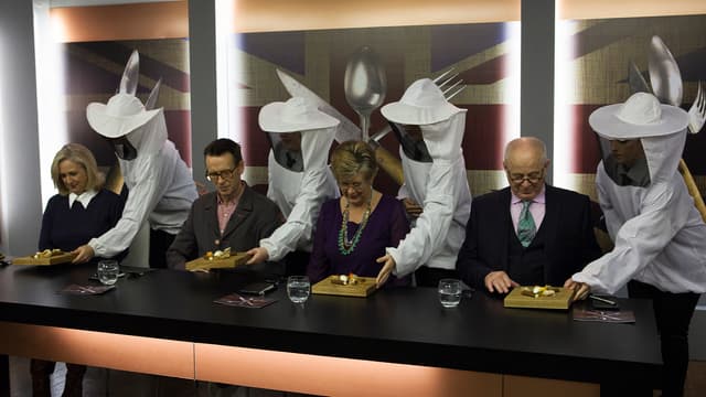 S10:E35 - London and South East Judging