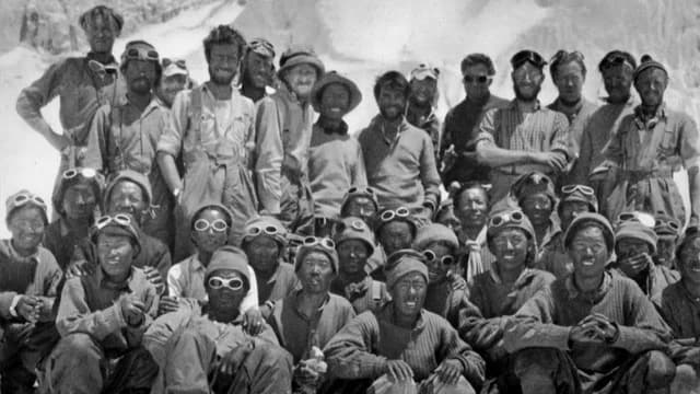 S01:É01 - S01:E01 - Everest, Chopper, Harry Potter