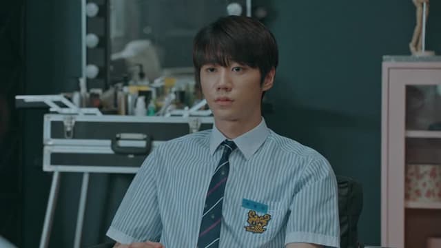 S01:E12 - Episode 12