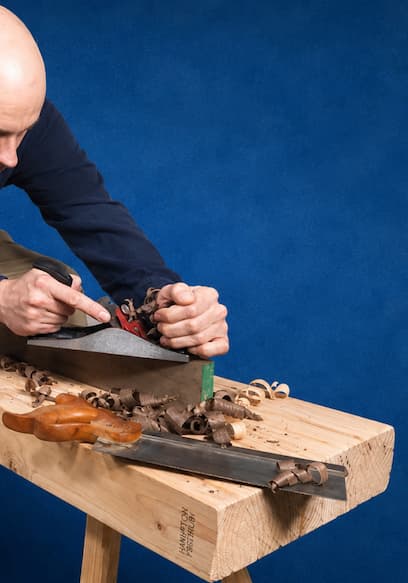 S01:E02 - The $30 Woodworking Workbench poster
