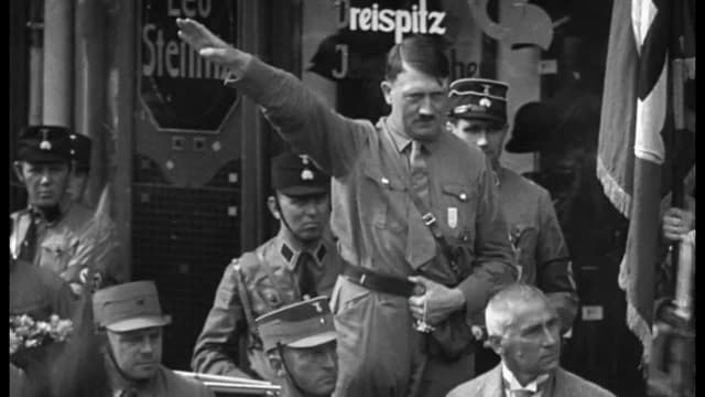 S01:E04 - Dancing on a Volcano 1929-1931