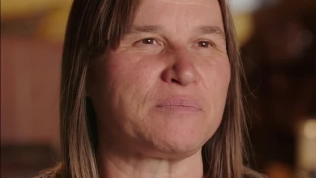 S03:E01 - Escalada dura