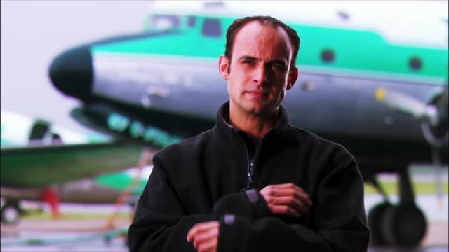 S02:E01 - Motores Congelados