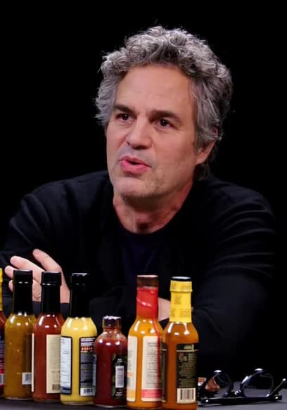 S22:E12 - Mark Ruffalo Suffers for His Art While Eating Spicy Wings poster