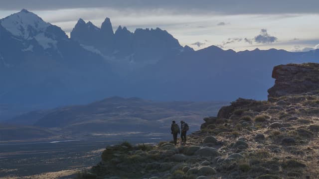 S01:E01 - Mountains