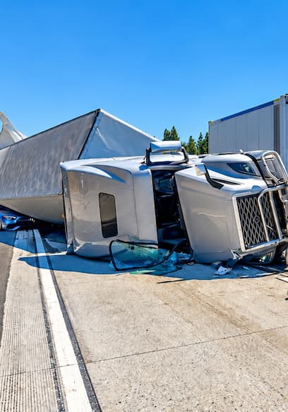 S01:E17 - 4 Semis Crashed and Shut Down the Freeway for 14 Hours poster