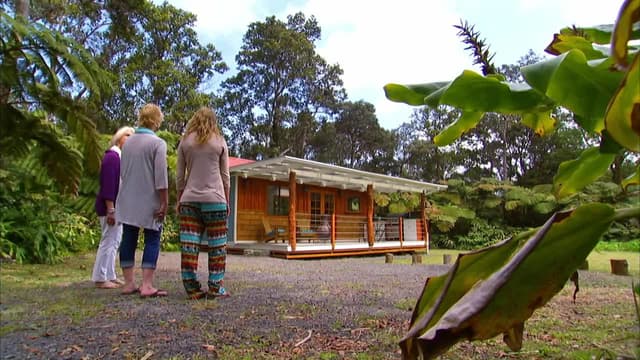 S02:E04 - Tiny Life in Paradise