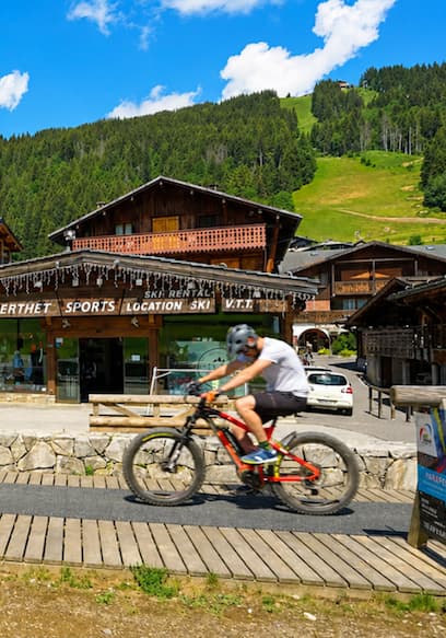 S01:E04 - Les Gets France: A Charming Alpine Village in the French Alps poster