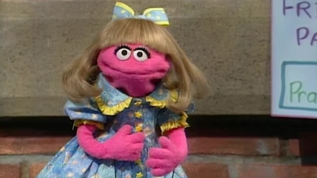 S30:E25 - The Best Friends Pageant