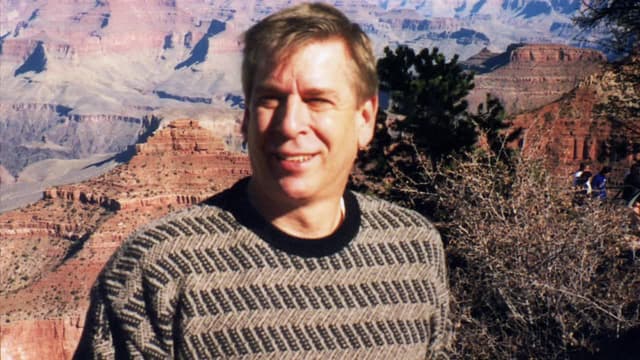 S02:E01 - Muddy Mystery