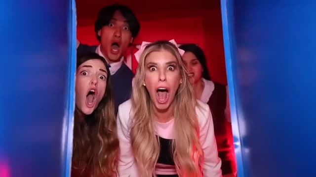 S06:E01 - I Became Principal of Roblox School