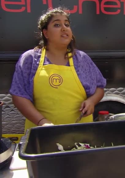 S03:E09 - Top 12 Compete poster