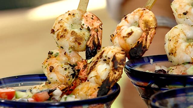 S01:E09 - Shell Games