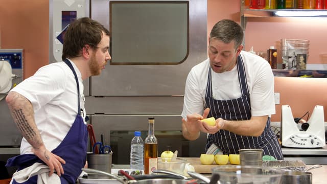 S09:E32 - London and South East Fish