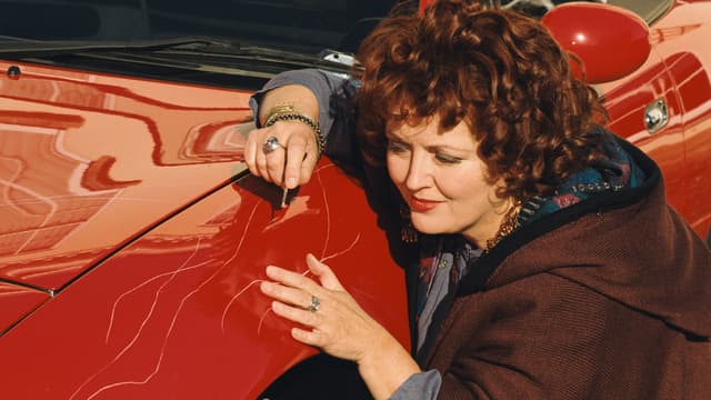 S01:E03 - Death of a Hollow Man