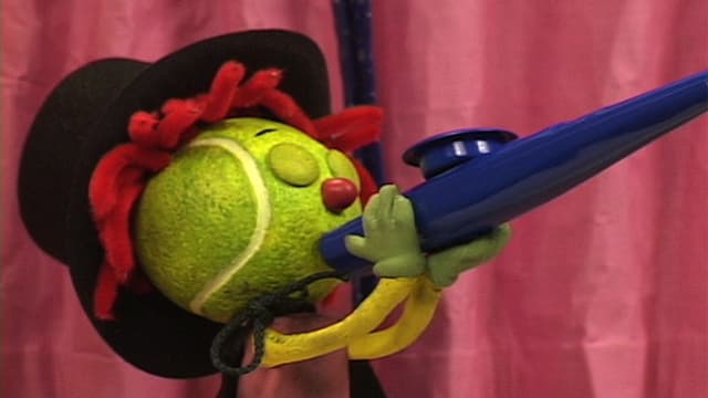 S02:E12 - A Moo in Act Two/A Train Back on Track