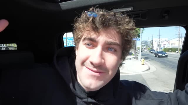 S01:E06 - Fooled by Fake Celebrities