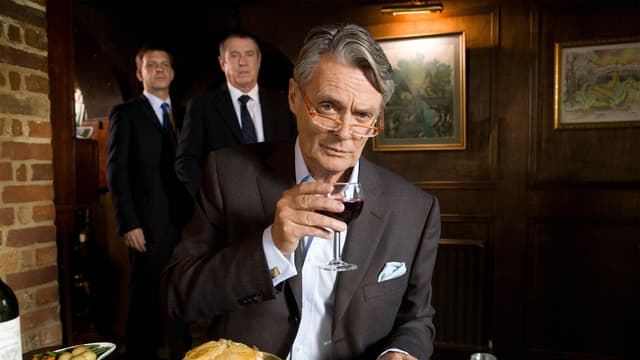 S11:E04 - Midsomer Life