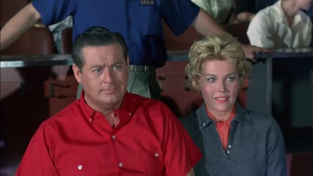 S02:E11 - The Natural Athlete