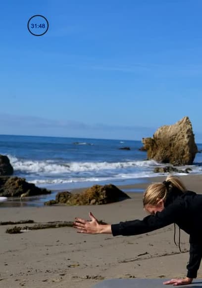 S01:E02 - 38 Min Yoga Routine poster