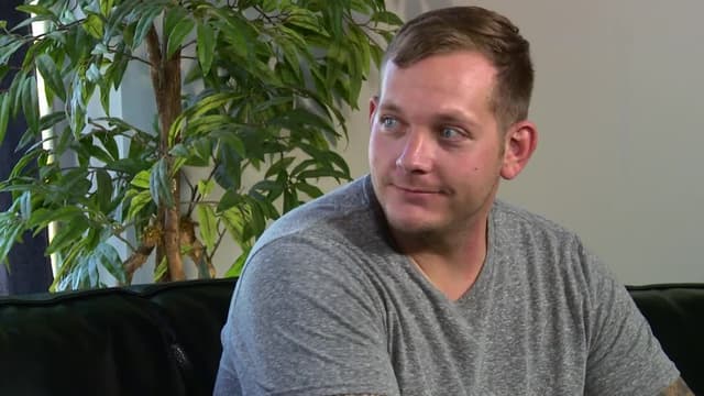 S02:E01 - Spelled My Kids' Names Wrong