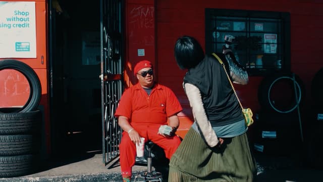 S01:E05 - Pimpin’ the Shop