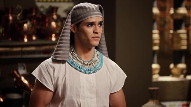 S01:E143 - En Ruinas