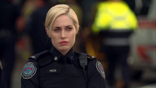 S02:E04 - Heart & Sparks