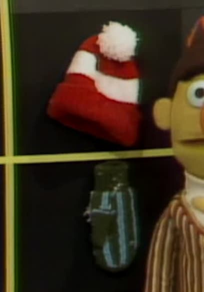 S05:E58 - Heavy Snow Falls on Sesame Street poster