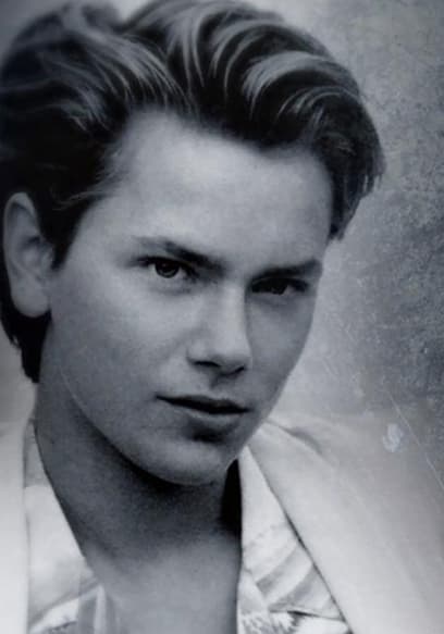 S01:E01 - River Phoenix & Heath Ledger poster