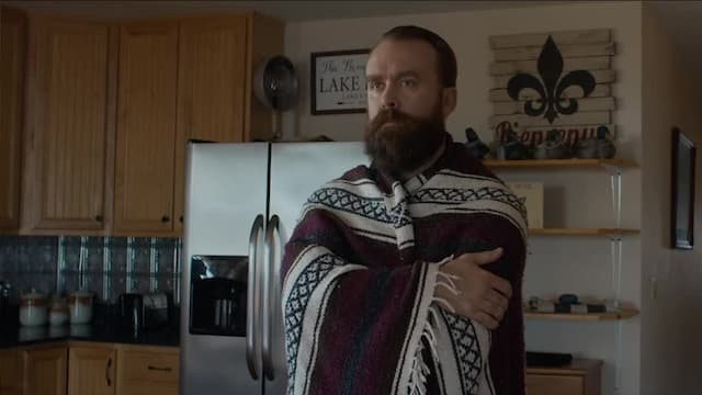 S01:E01 - Suddenly There Came a Tapping