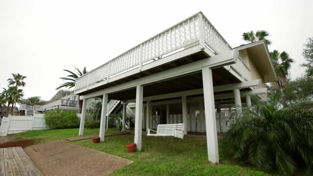 S03:E12 - A Southern Abode