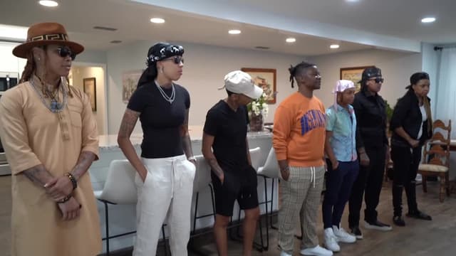 S01:E10 - Last Hoochie Standing