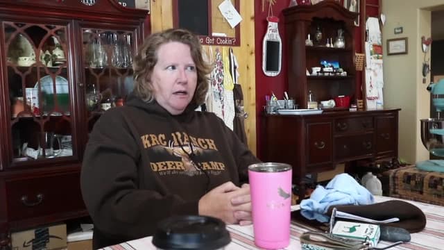 S05:E10 - Exploring an Abandoned High School in a Ghost Town