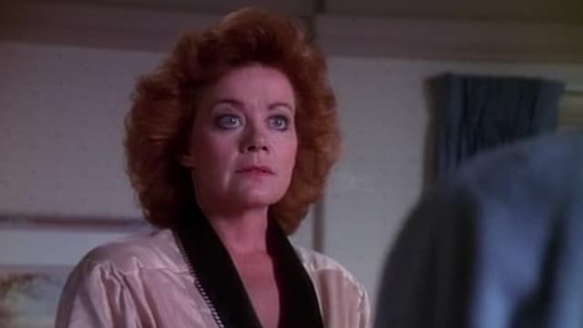 S12:E01 - Return Engagement