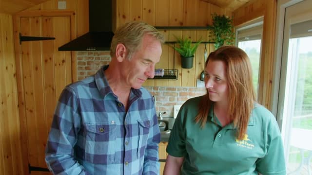 S01:E09 - Bishop Auckland With Melanie Hill