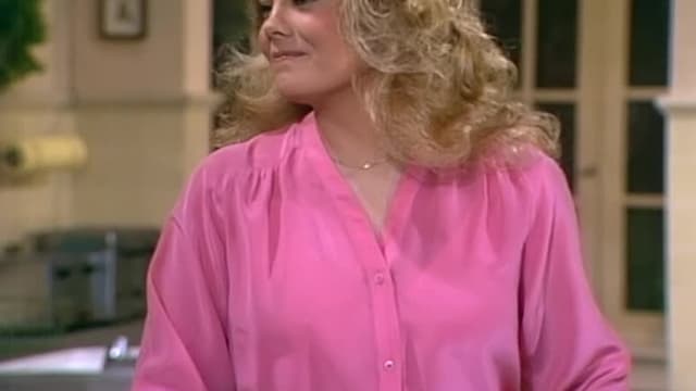 S03:E10 - Cousin Geri Returns