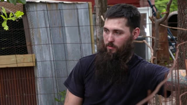 S08:E04 - Container Dreamhouse