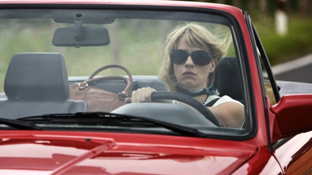 S01:E01 - Ironically Eifel