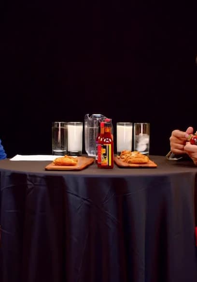 S03:E17 - Neil deGrasse Tyson Explains the Universe While Eating Spicy Wings poster